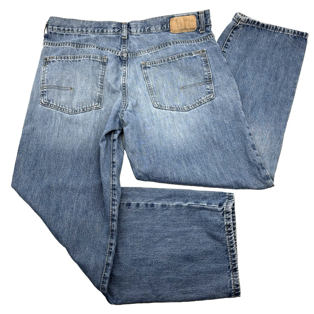 Vintage 00s Calvin Klein Relaxed Straight Medium Wash Jeans 38x30 Made in Mexico
